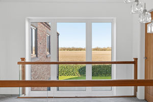 Photo 84- click for photo gallery